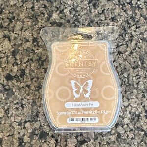Scentsy Baked Apple Pie Scent Bar - Warm Tan